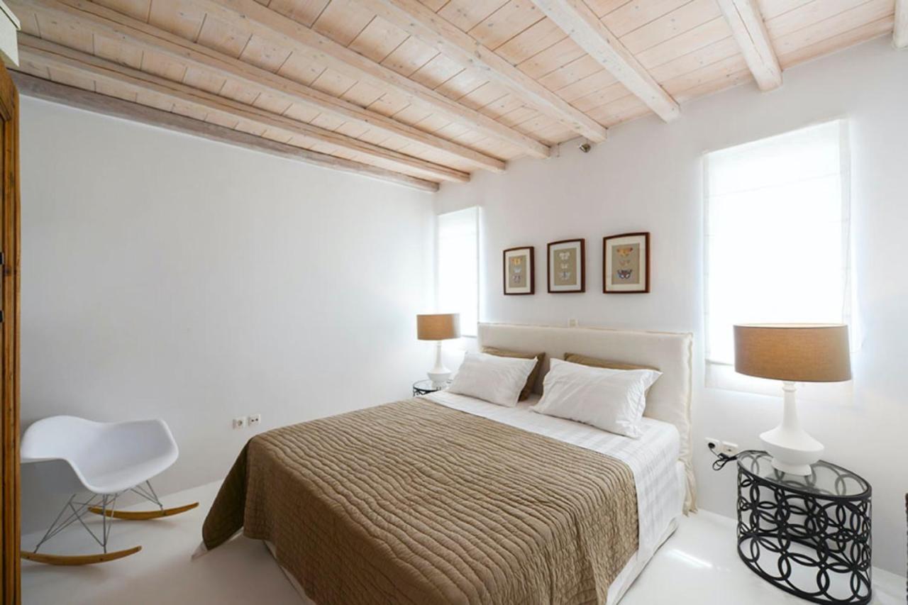 Villa Pearl Near Ornos By Diles